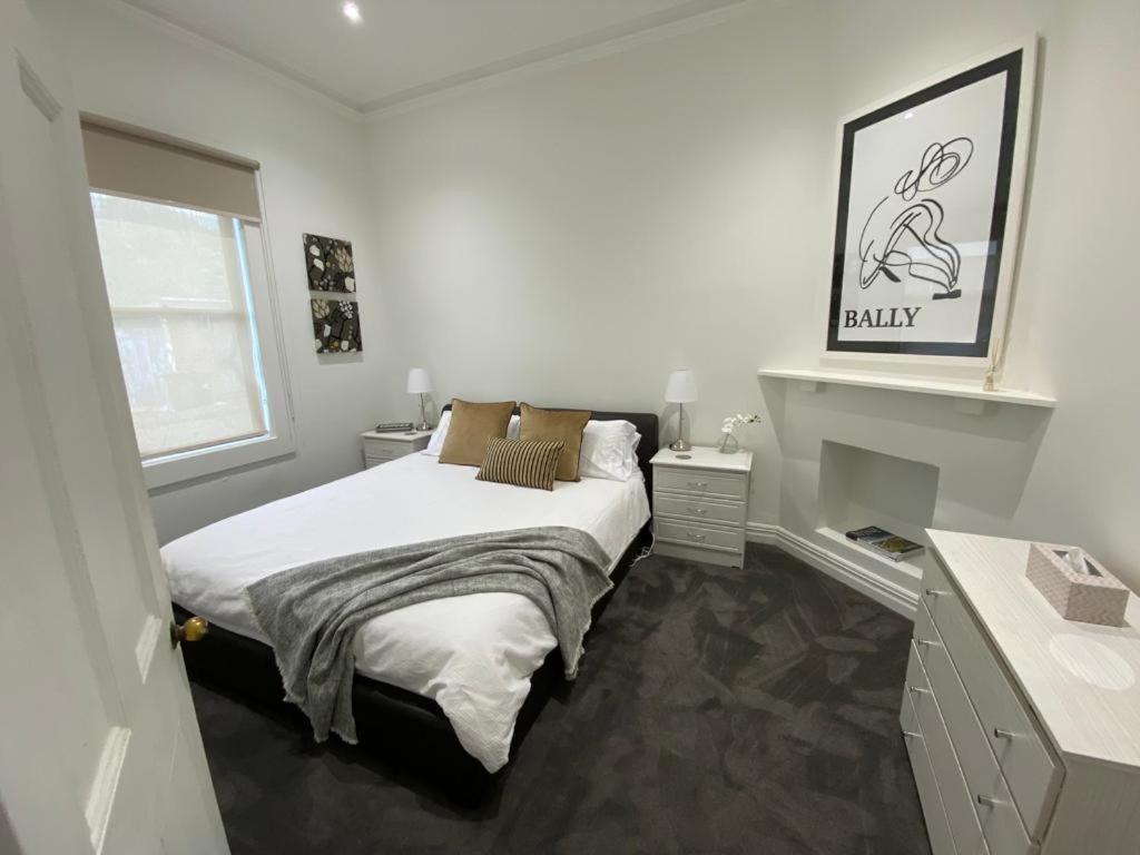 Walk To The Mcg & Aami Park - Free Late Checkout - Great Location & Backyard Villa Melbourne Dış mekan fotoğraf